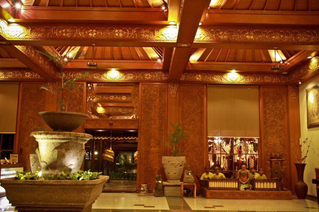Singgasana Hotel Surabaya Dış mekan fotoğraf