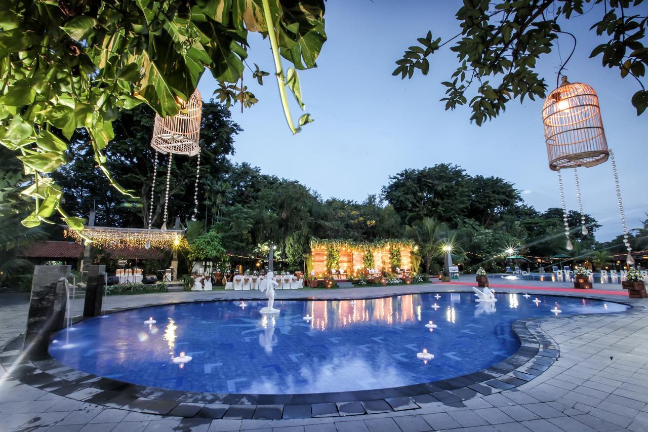 Singgasana Hotel Surabaya Dış mekan fotoğraf
