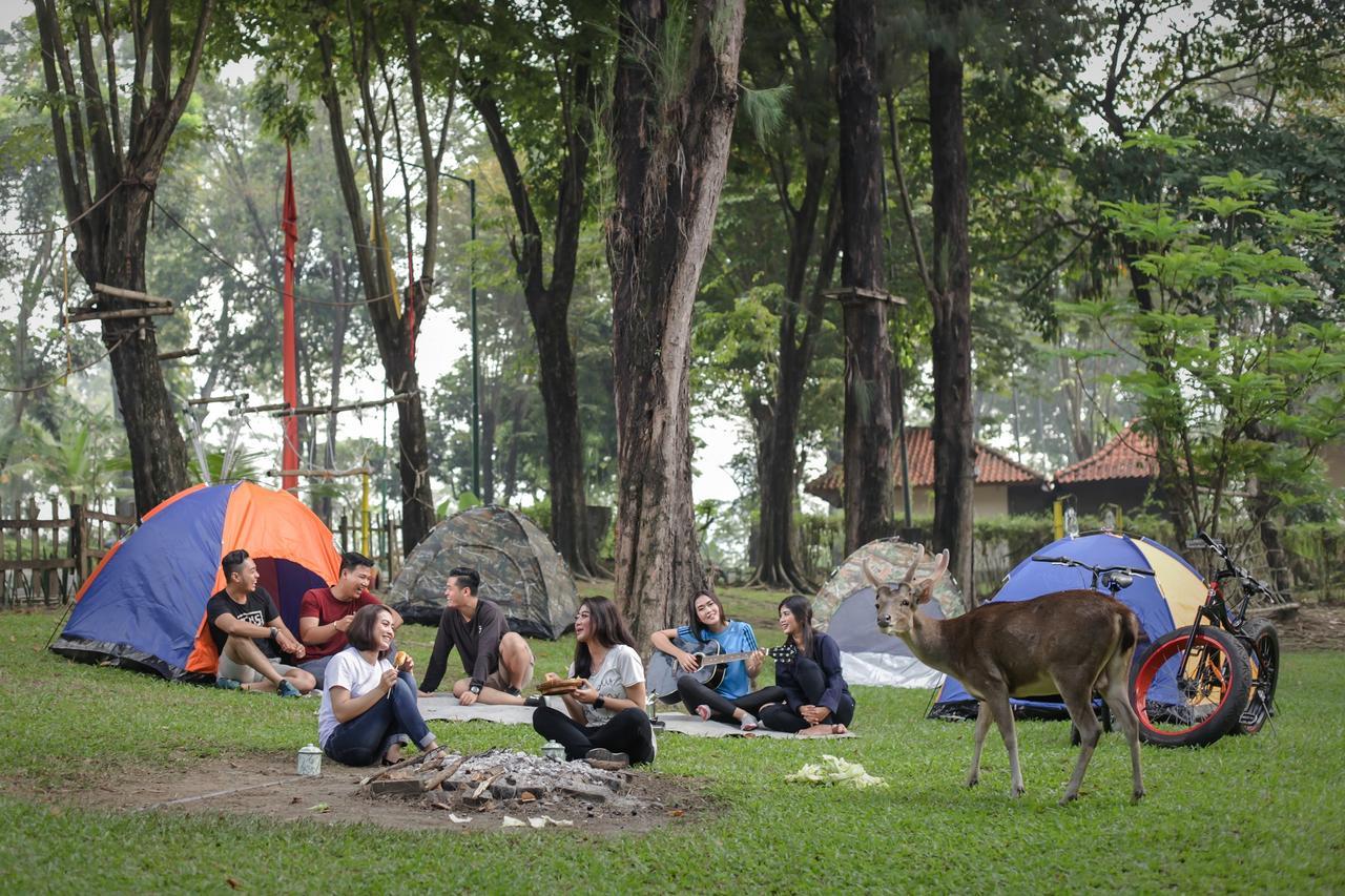 Singgasana Hotel Surabaya Dış mekan fotoğraf