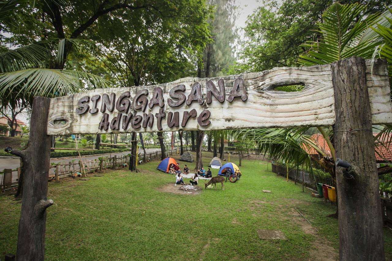 Singgasana Hotel Surabaya Dış mekan fotoğraf